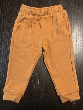 ☀️4/$12 bundle☀️ Garanimals Golden Mustard Waffle Joggers